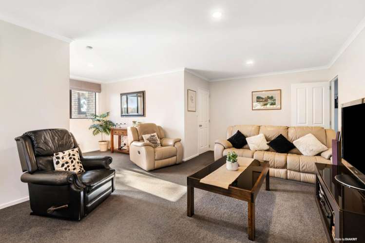 32 Magnolia Drive Waiuku_5