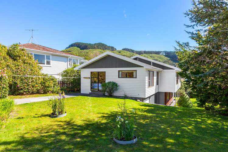 4 Nuffield Street Tawa_16