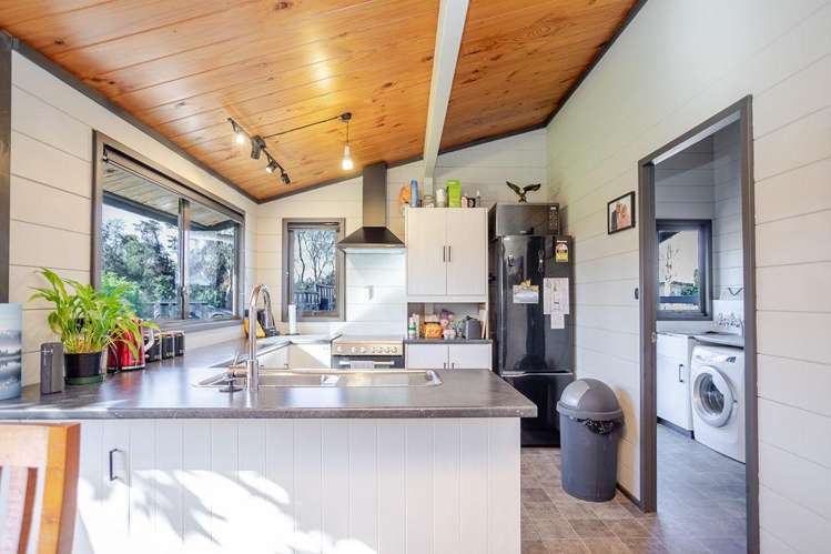 51 Guy Street Dannevirke_5