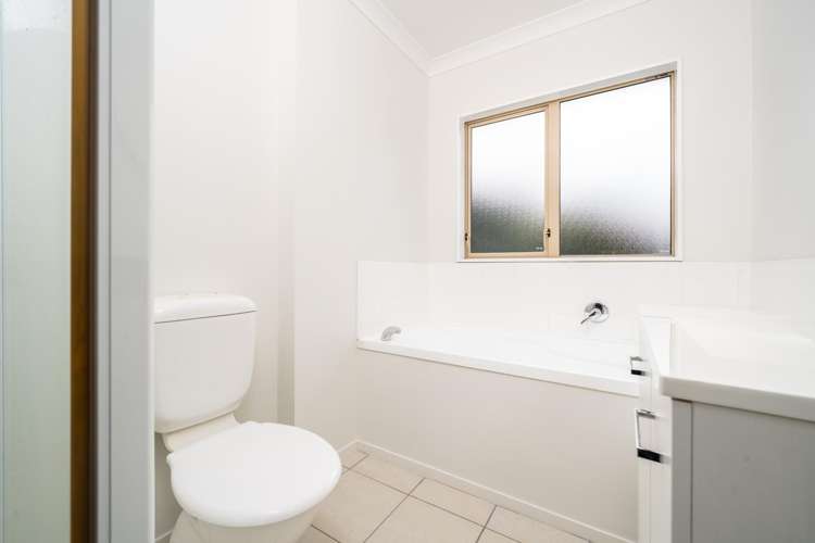 50 Erlestoke Crescent Churton Park_13