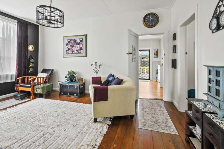 9 Corbett Street Paeroa_11