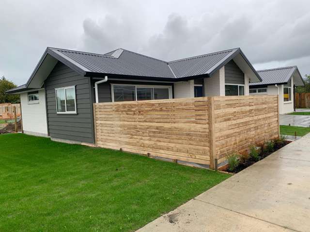 4 Van Baarle Close Carterton_1