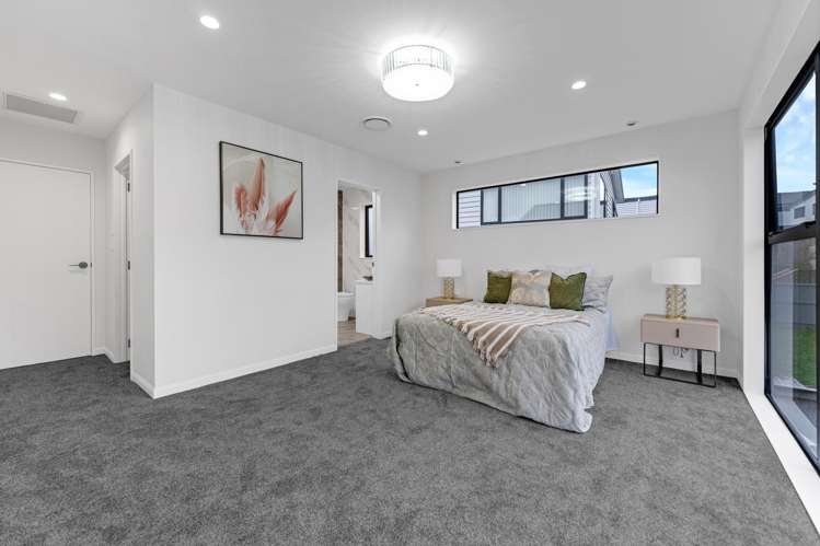 12 Greenstead Close Flat Bush_18