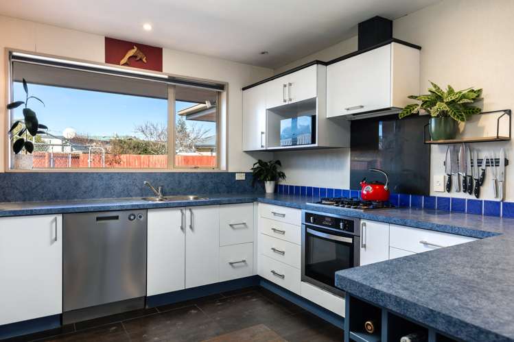 15 Burleigh Road Redwoodtown_6