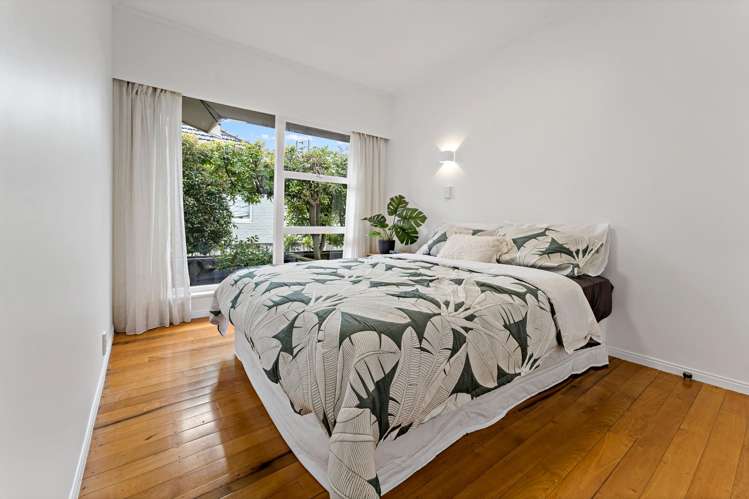 1/111 Maskell Street St Heliers_10