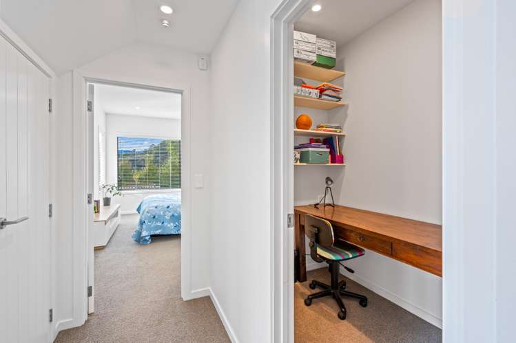 100 Mission Cove Company Bay_16