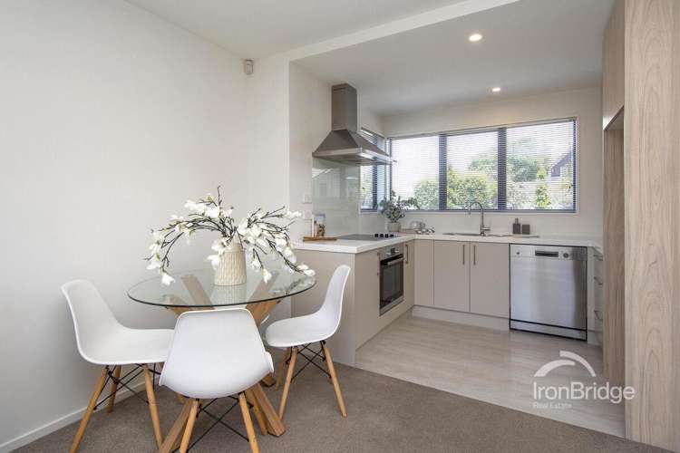 4/139 Stanmore Road Linwood_2