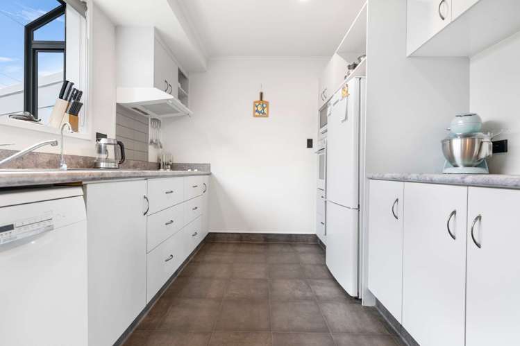 10 Walnut Place_5