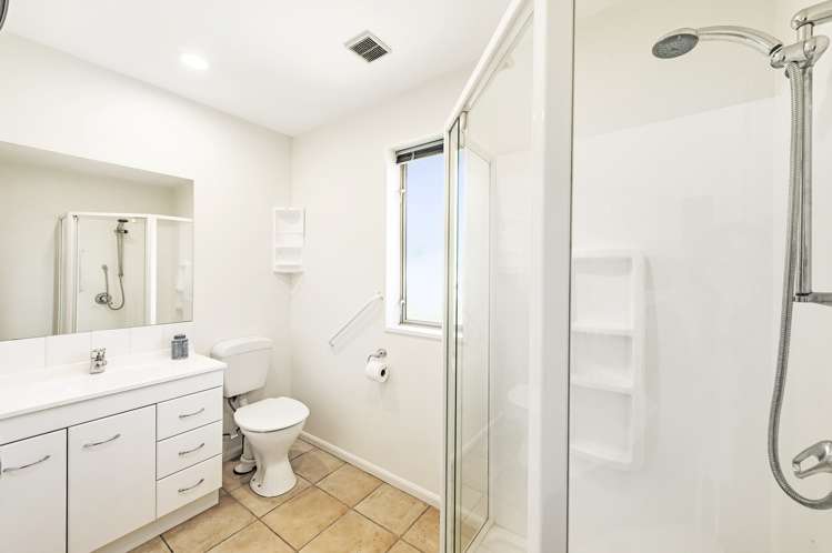 85 Pages Road Allenton_22