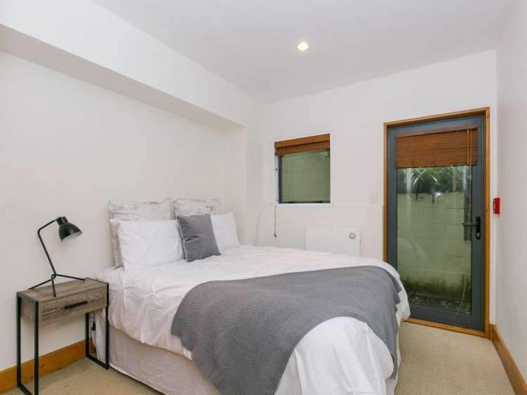 30b Connaught Terrace Brooklyn_14