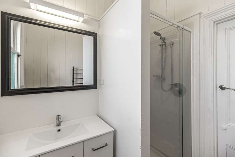 226A/222-228 Jervois Road  (Water inc). 1685_9