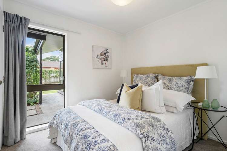 6 Baronie Court Half Moon Bay_25