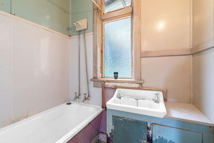 7 Johnston Road Nightcaps_9