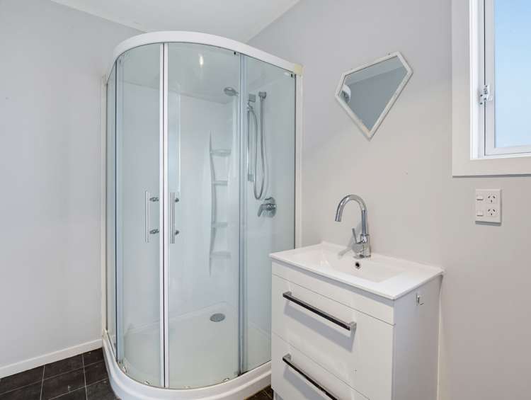 28 Leeds Street Milson_17