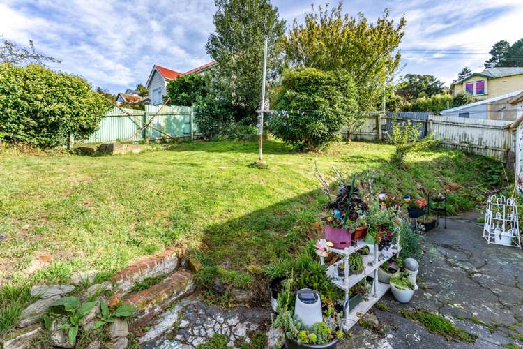 9 Leckhampton Court Clyde Hill_11