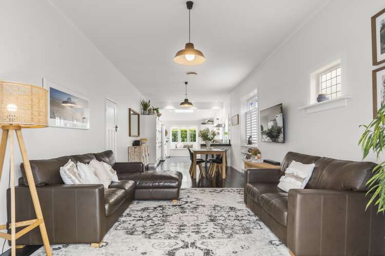 63 Aramoana Avenue Devonport_5