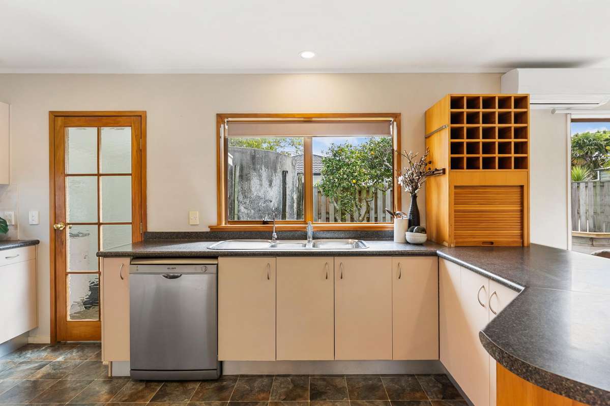 14 Sunkist Bay Road_3