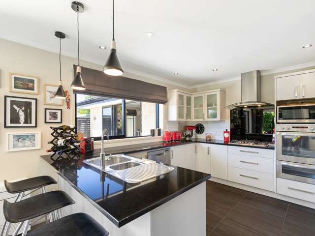 3 Kensington Place Springlands_1