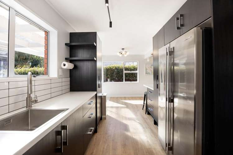 5 Lorraine Place Glenview_7
