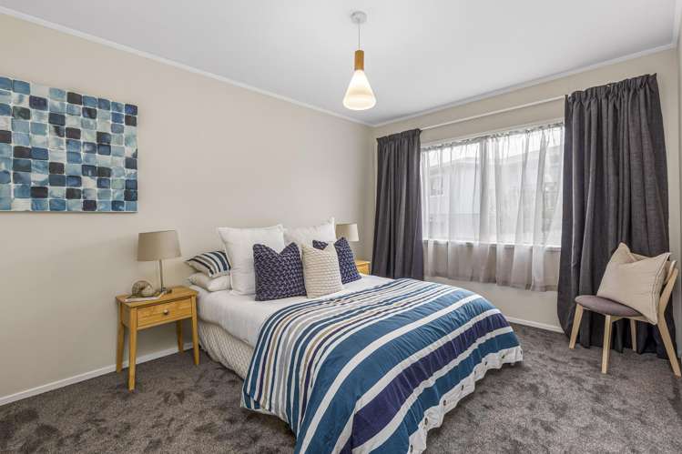 14 Packham Place Beach Haven_11