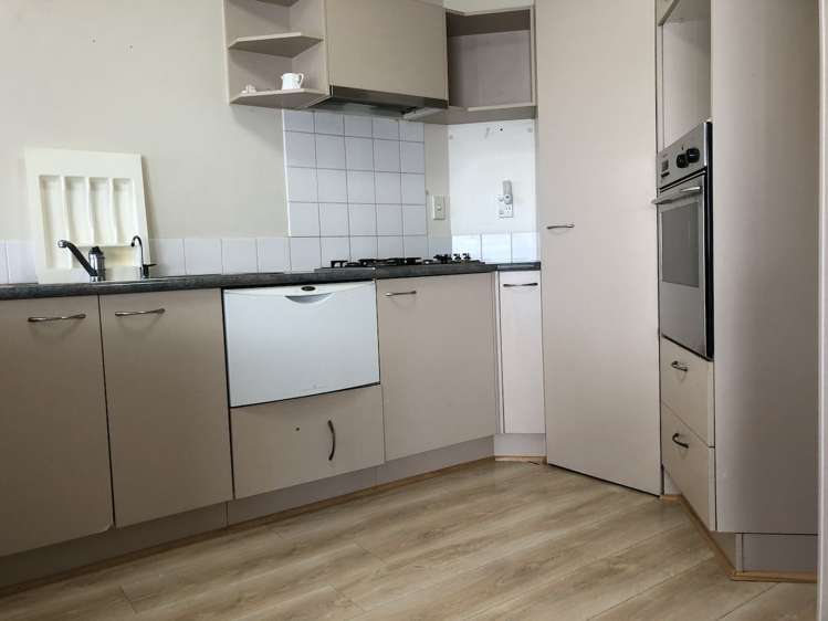 207 Thomas Road Rototuna North_7