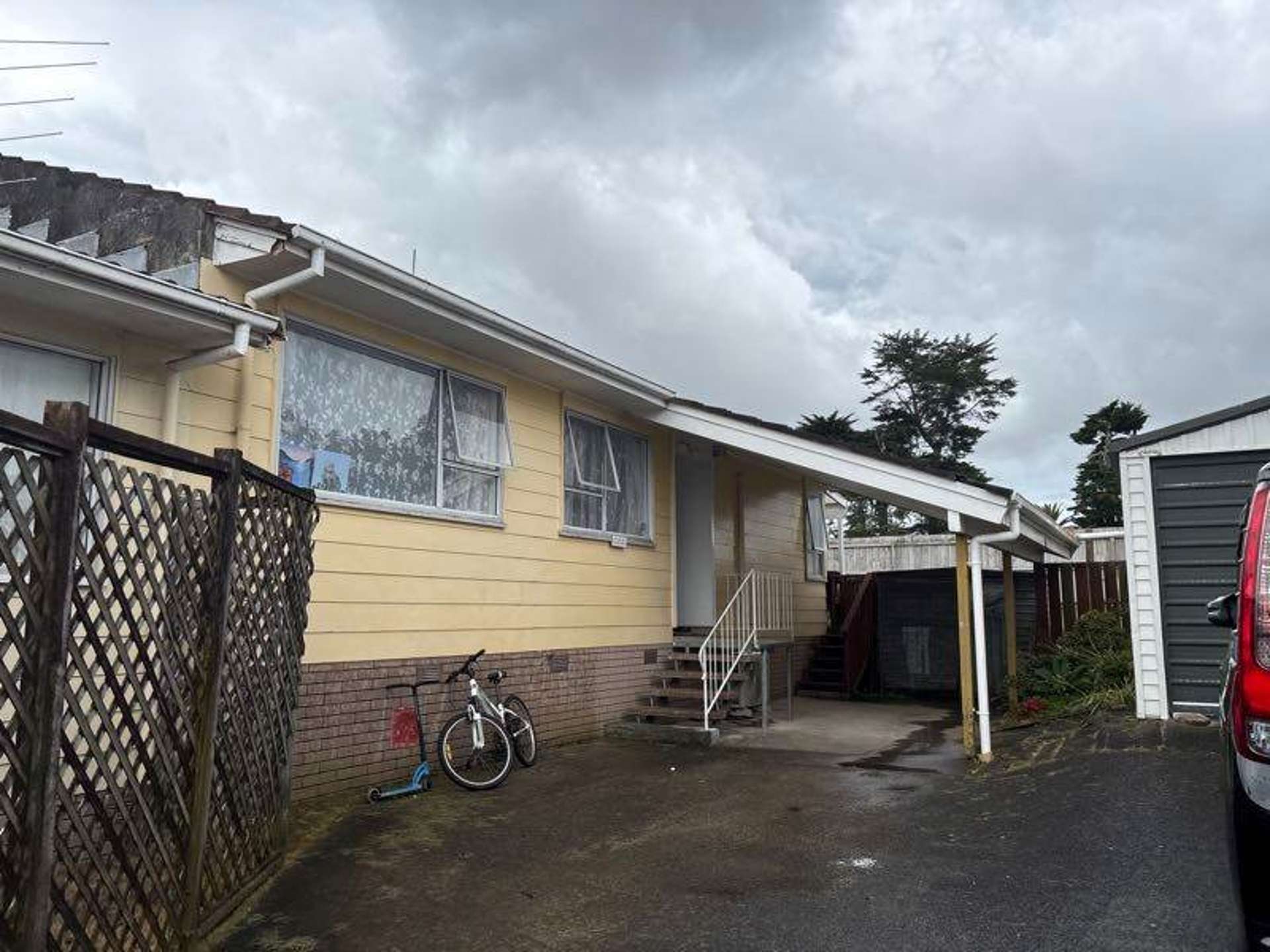 2/20 Sandrine Avenue Clover Park_0
