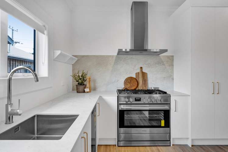 72 Victoria Street Hawera_9