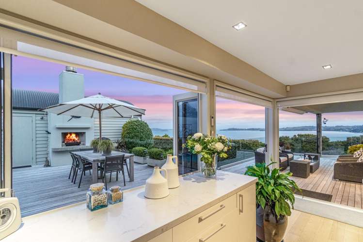 2 Puriri Place Sandspit_8