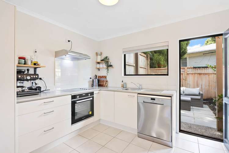 4/94 Glengarry Road Glen Eden_3