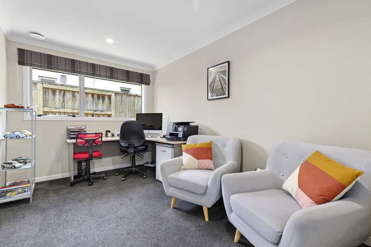 7 Hawkridge Rise Huntington_11