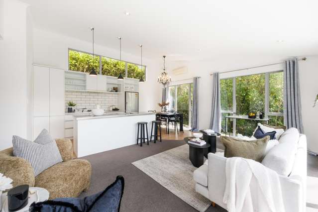 16a Springdale Grove Fitzherbert_4