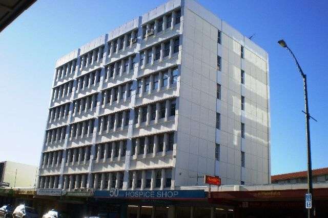 Quality Office in central Hutt.