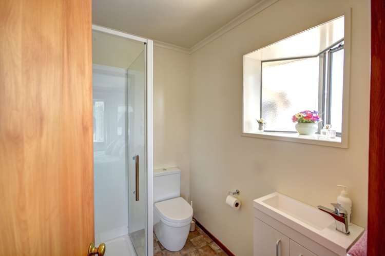 4 Elizabeth Avenue East Taieri_8