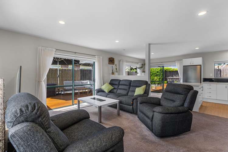 21 Romana Crescent Papamoa_2