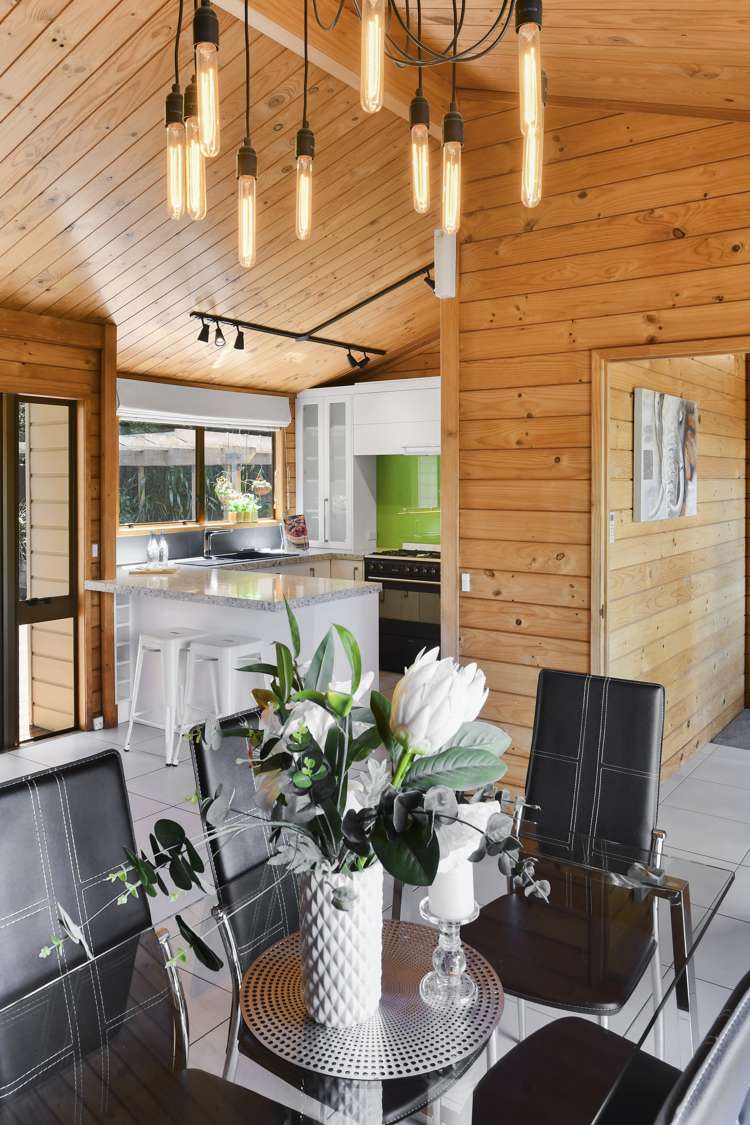 182 Everglade Drive Totara Heights_3