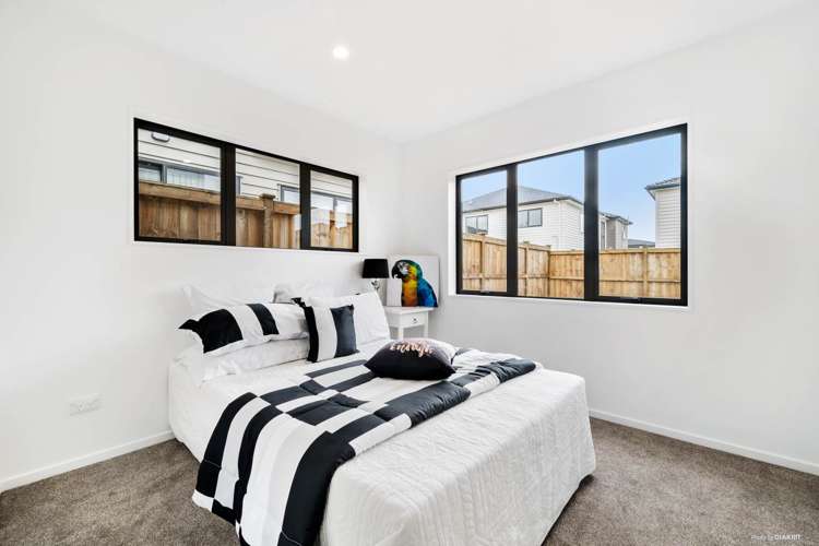 6 Eastfield Avenue Flat Bush_15