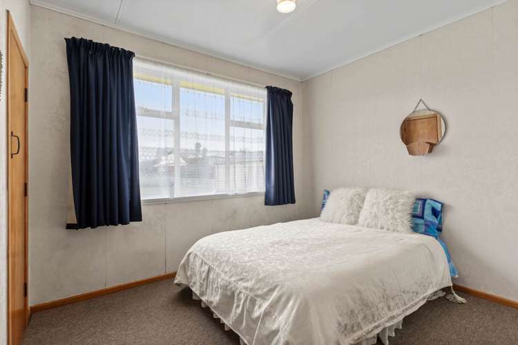 126 Parkhurst Road Parakai_13