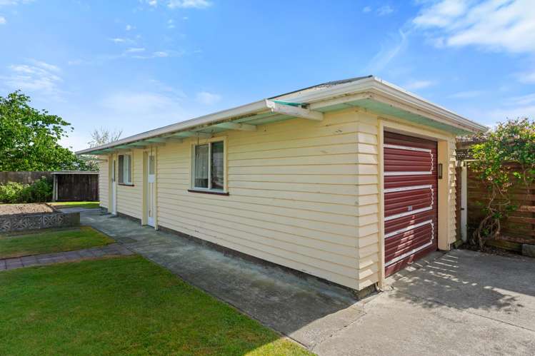 17 Atmore Avenue Otaki_12