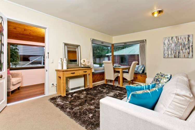 2/12 Esmonde Road Takapuna_5