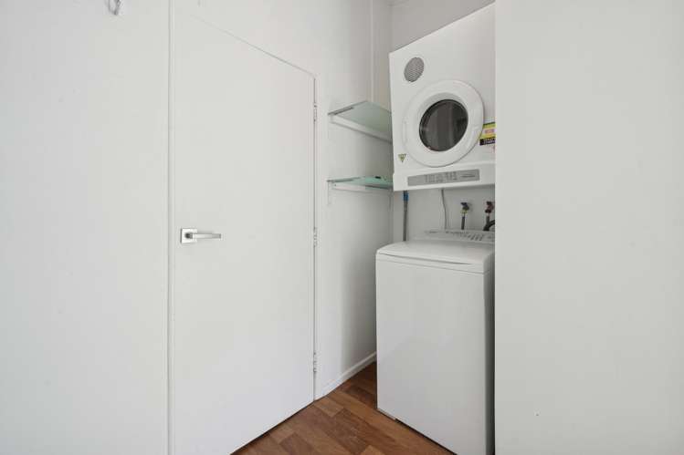 66 Te Wharepouri Berhampore_19