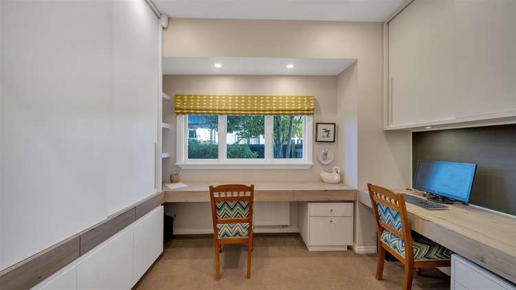 100 Idris Road Bryndwr_24