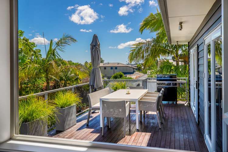 4 Newell Street Point Chevalier_13