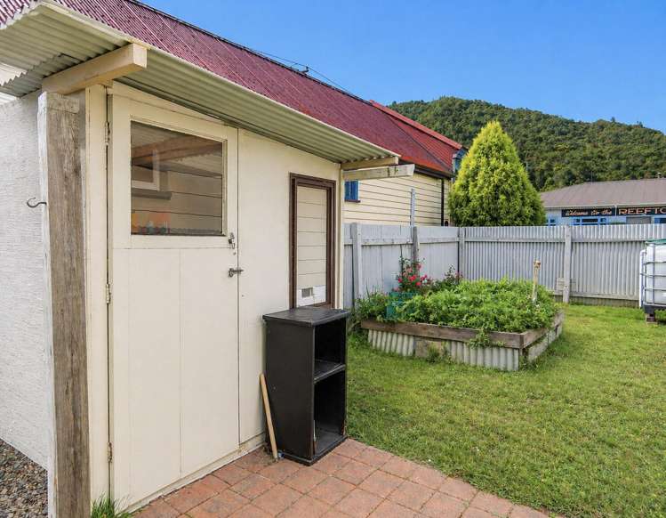 58 Bridge Street Reefton_11