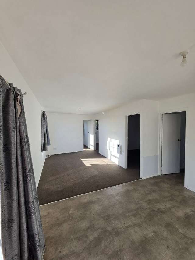 16 Clarkson Crescent Otara_1