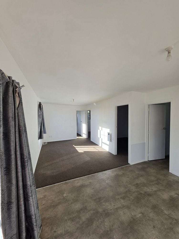 16 Clarkson Crescent Otara_11