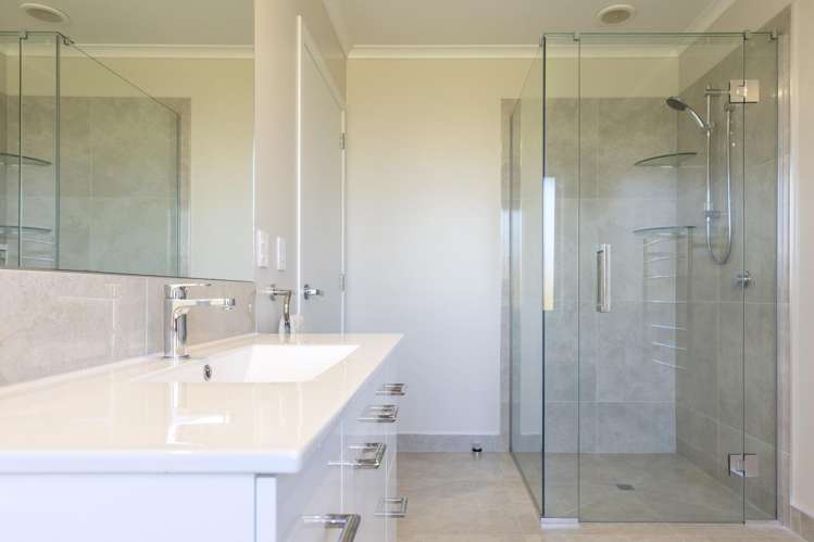 4 Tuhua Close Wharewaka_20