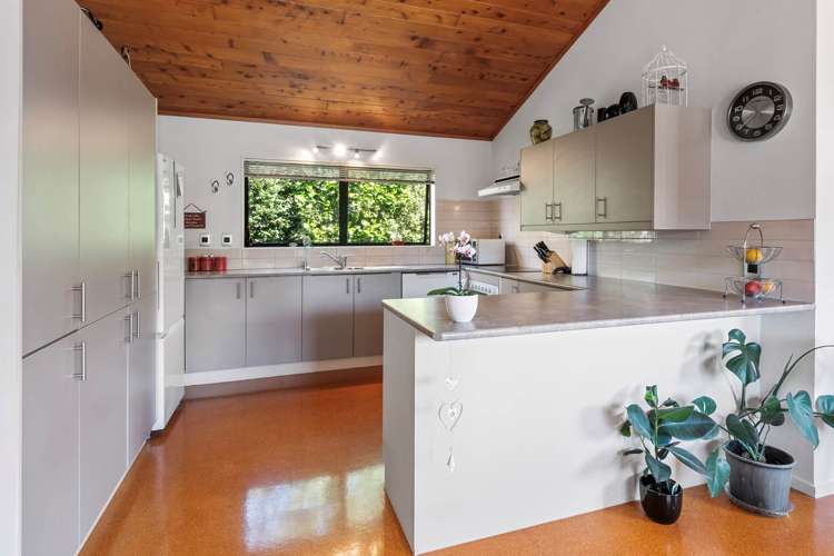 74 Puriri Park Road Maunu_5