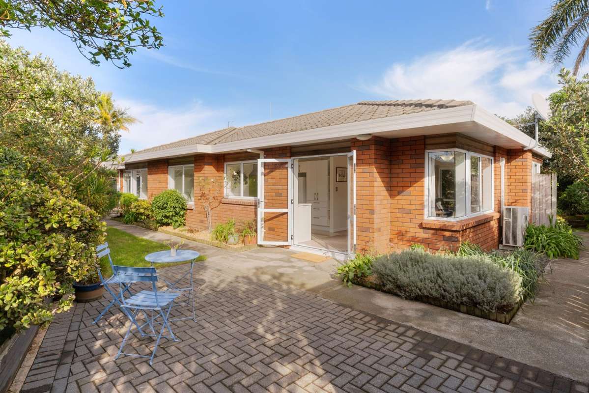 55 Bayfair Drive_0