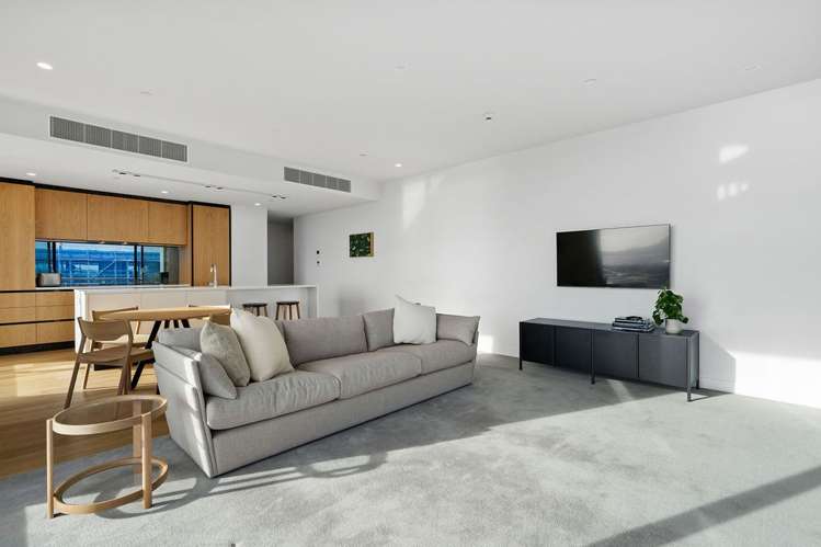 602/70 Daldy Street 500164_5