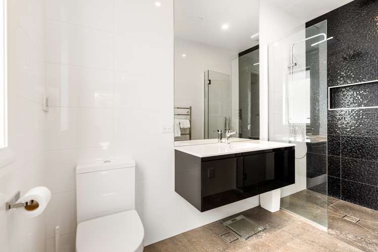 3/1 Vale Road Riverside_12